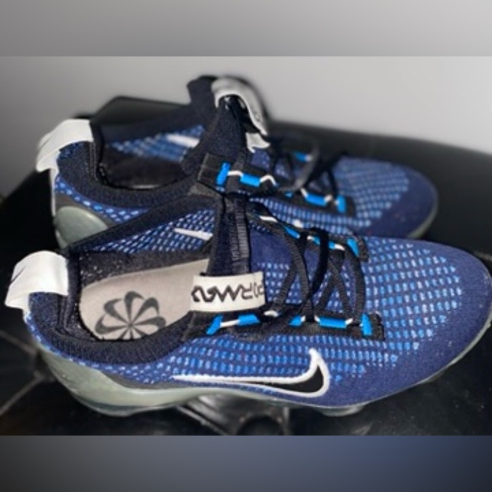 Nike Navy and Black Running Shoes 4.5Y - Picture 7 of 15